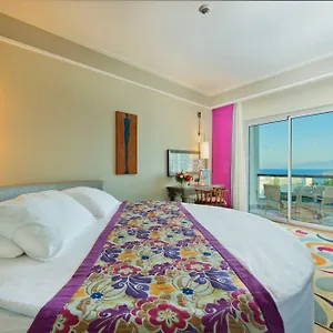 Xanadu Island Hotel